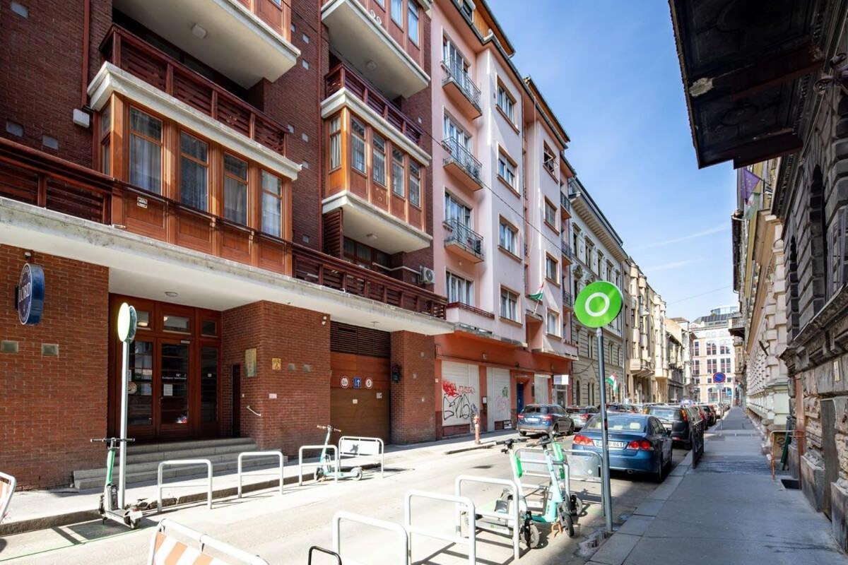 Central - New - Quiet Sleep Apartment Budapesta Exterior foto
